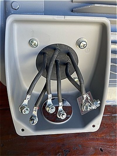 画像1: 【商品番号：C3266】 　三菱　15ｋW-4P 