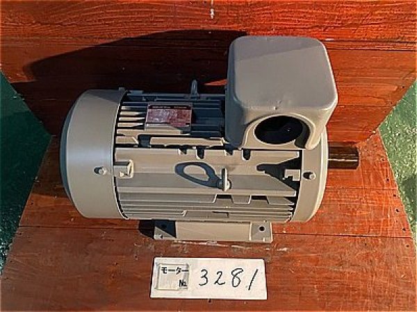 画像1: 【商品番号：C3281】 　日立 30ｋW-4P (1)